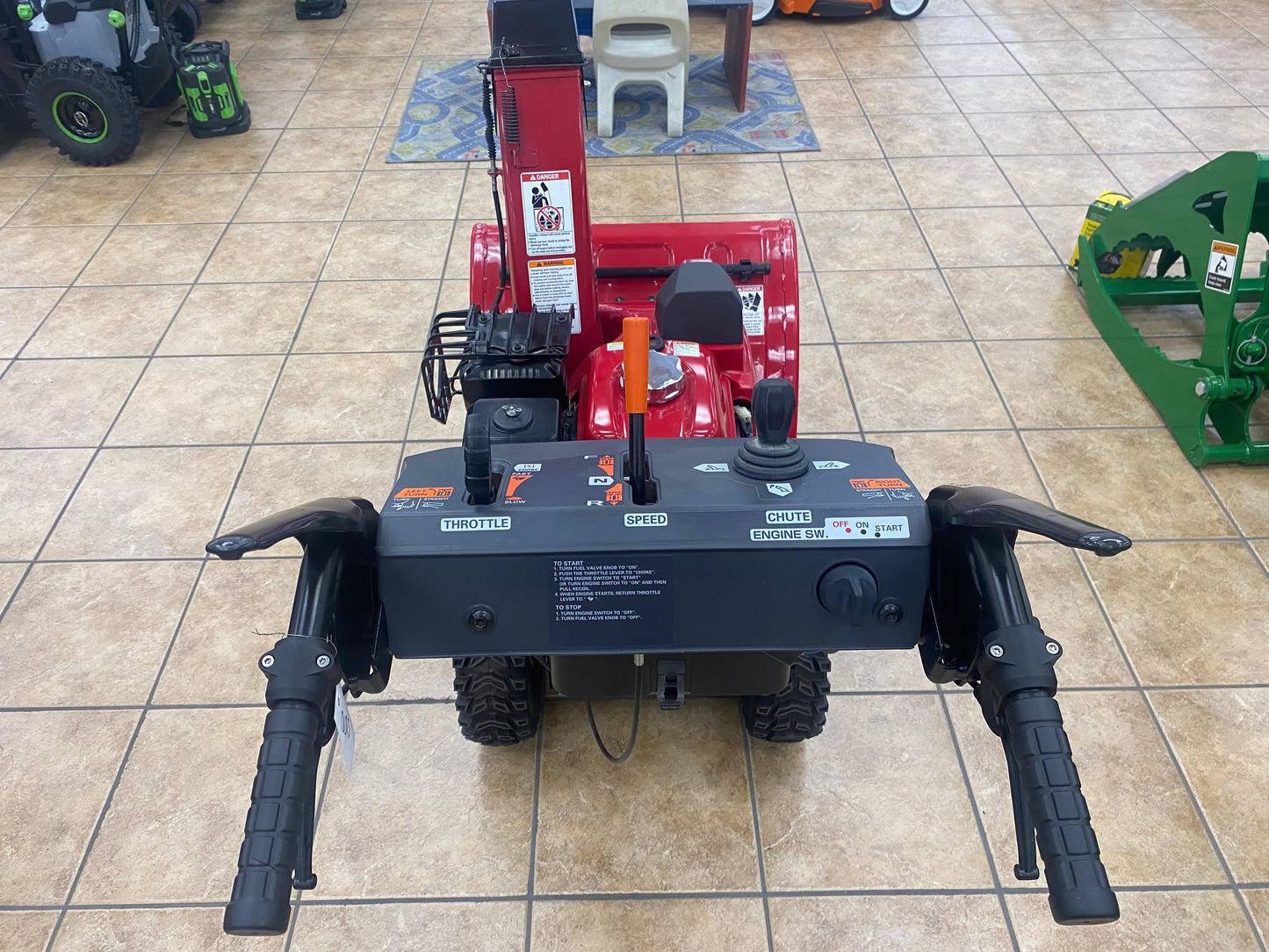 Honda HSS724AAWD Snow-Blower