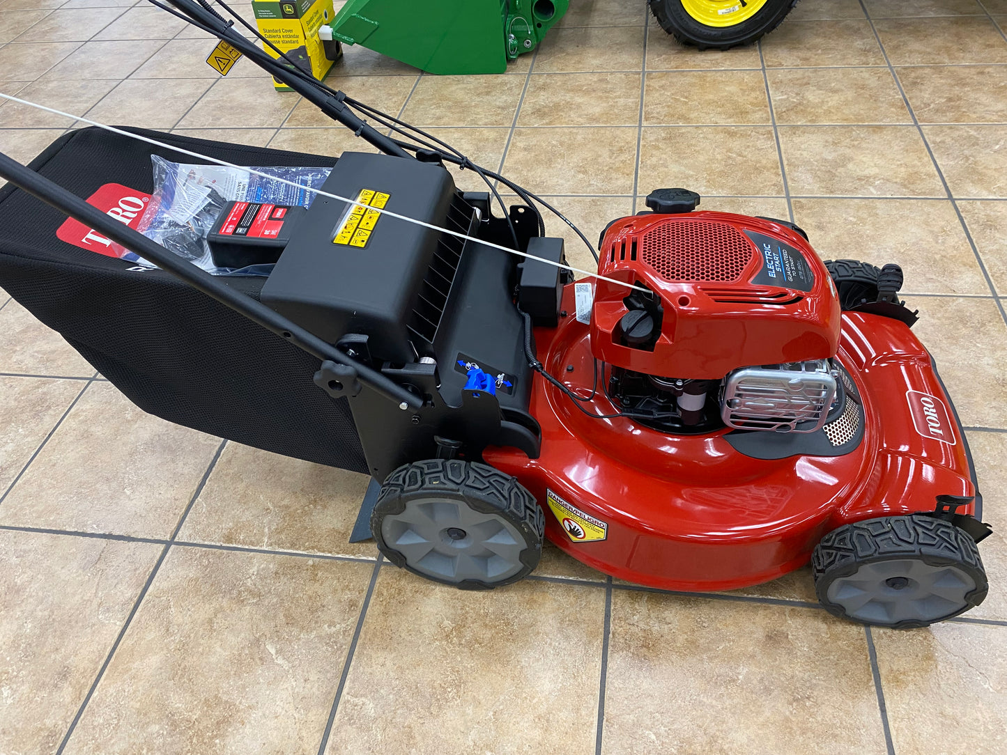 Toro 21464 Walk-Behind Mower