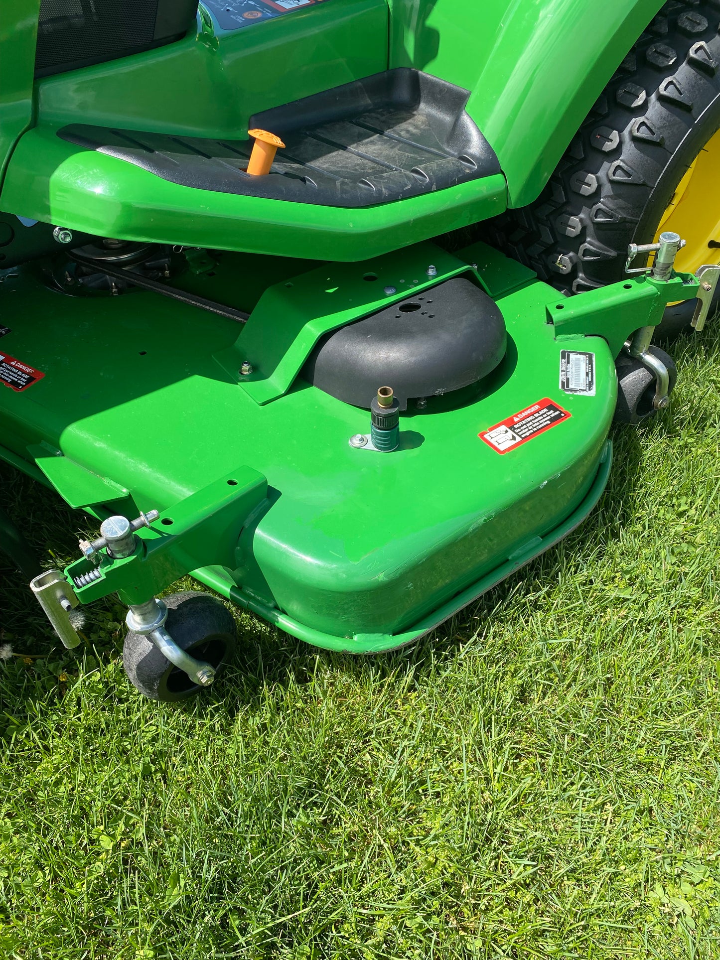 John Deere X728SE Garden Tractor