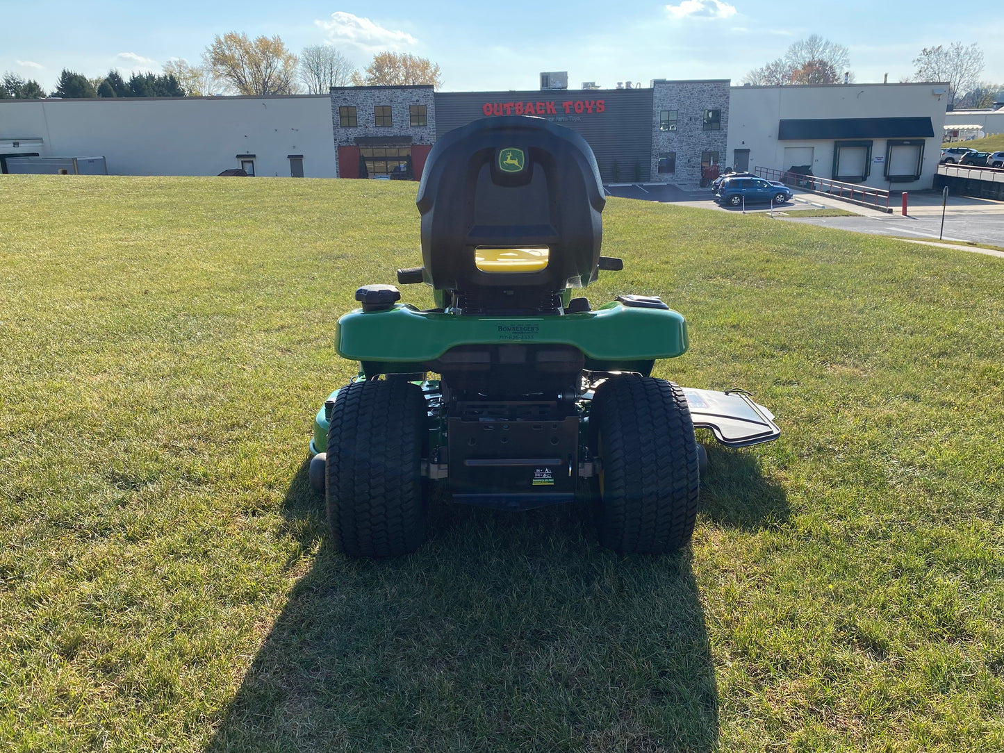 John Deere X350 Lawn Tractor