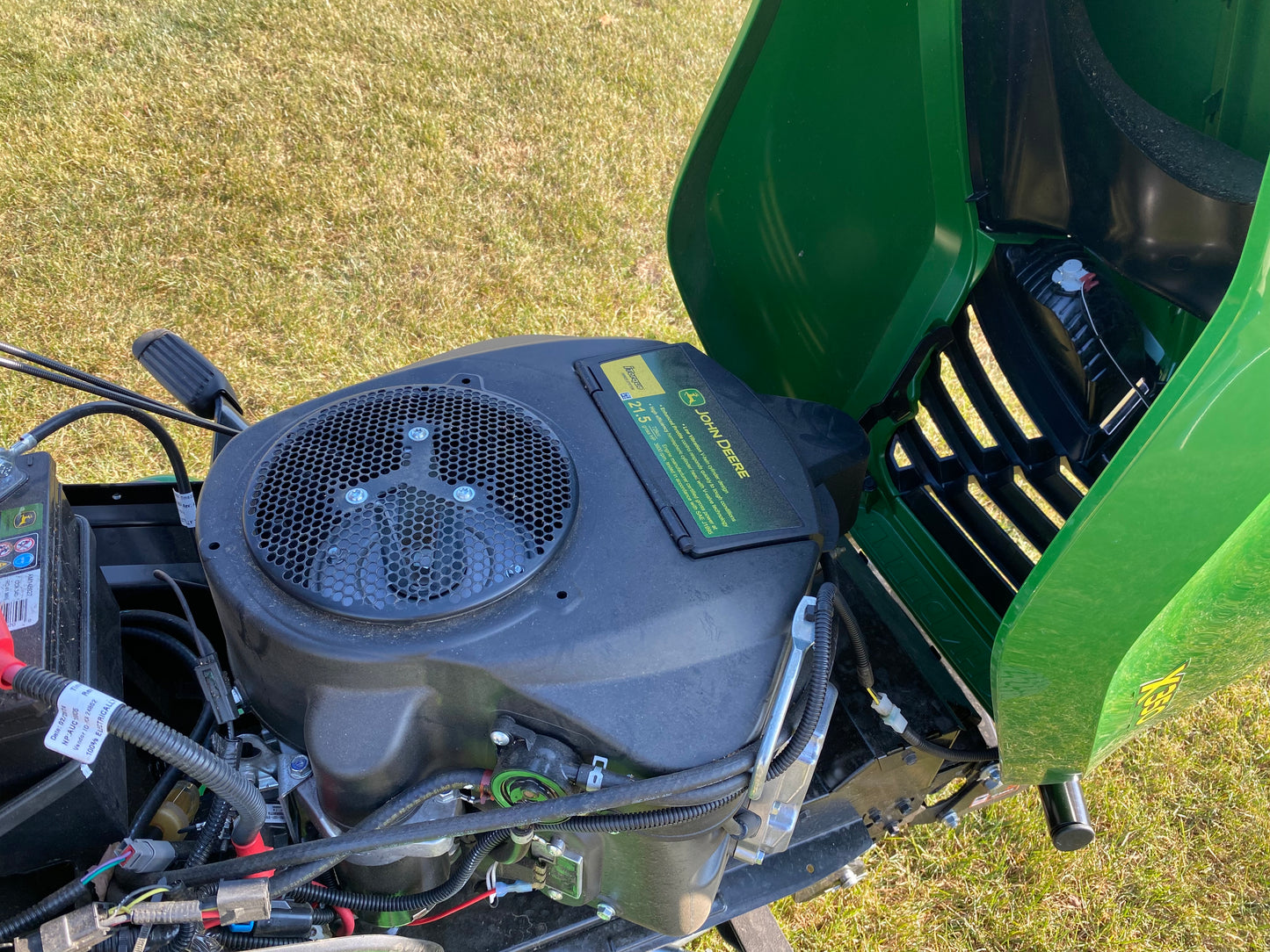 John Deere X350 Lawn Tractor