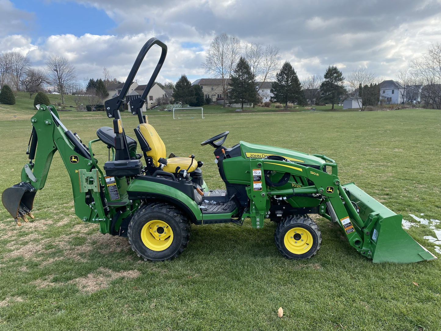 John Deere 1025R Compact with Backhoe