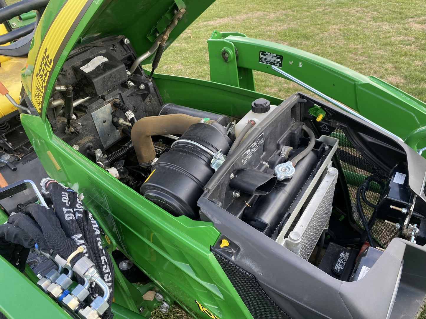 John Deere 1025R Compact with Backhoe