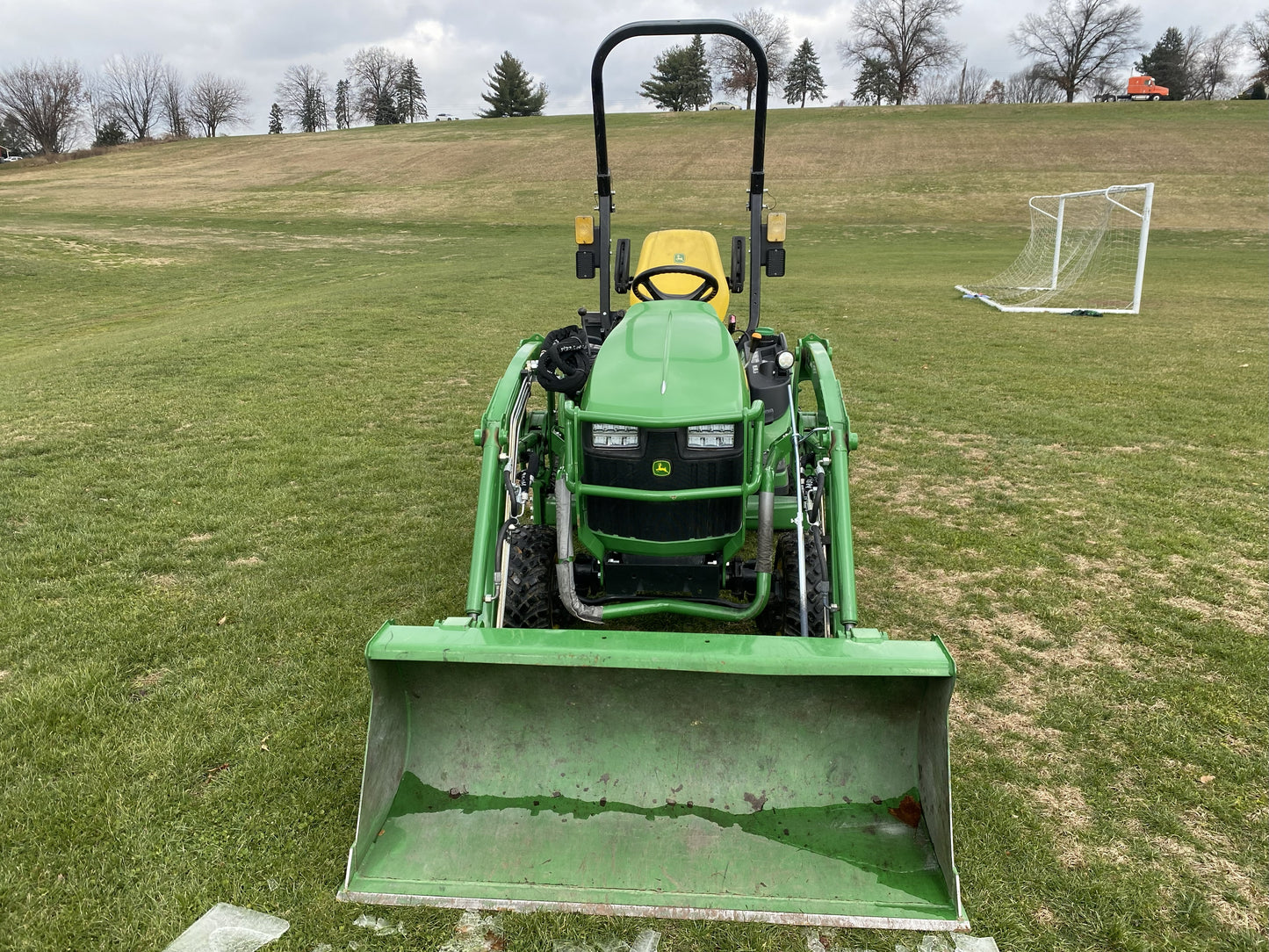 John Deere 1025R Compact