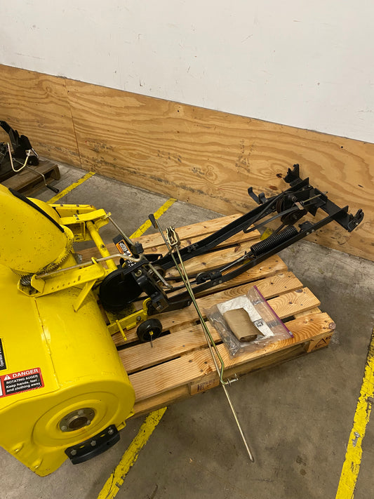 John Deere 38-IN Snow Blower