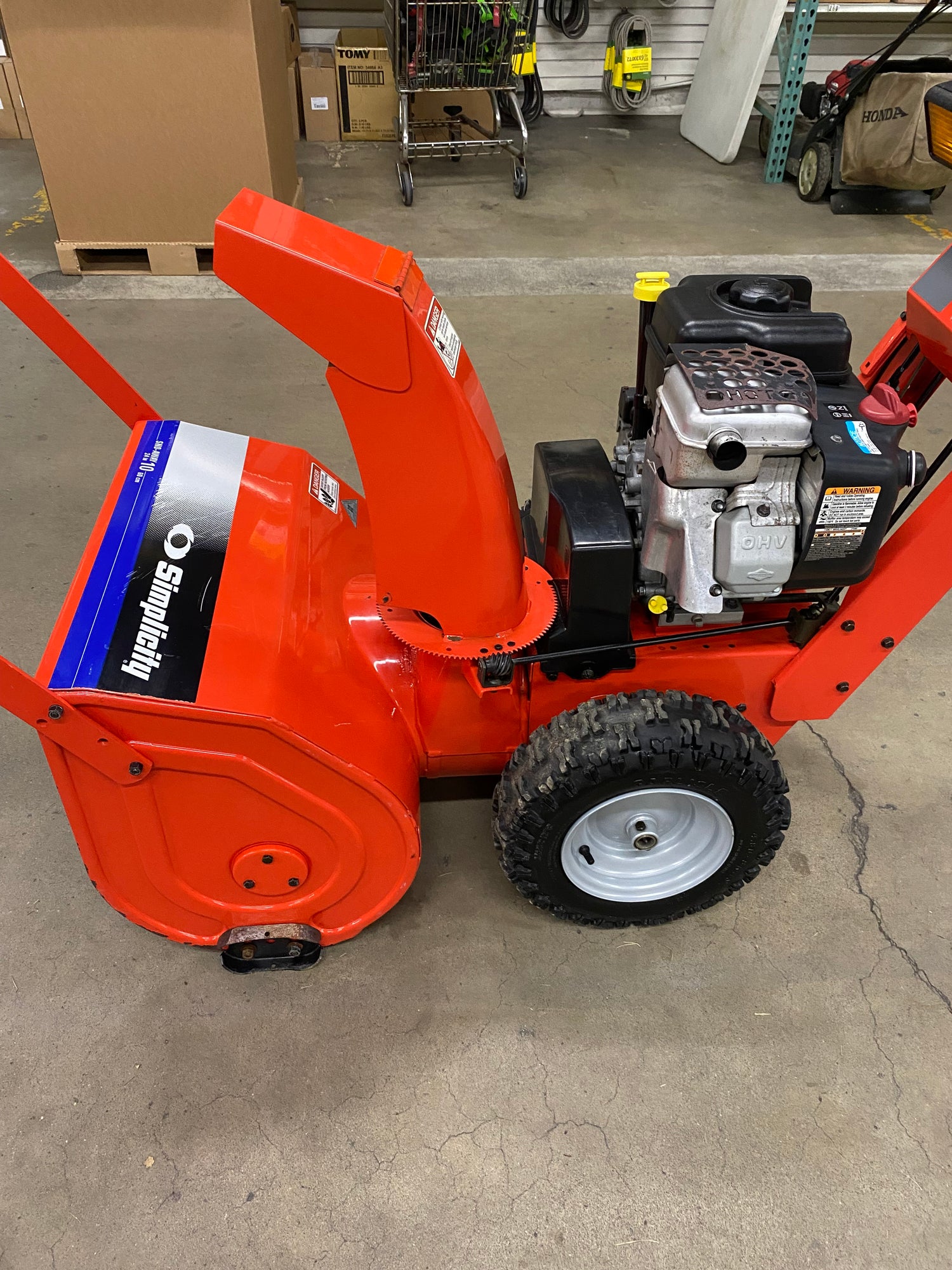 Simplicity 2-Stage Snow Blower – Bombergers Used Equipment